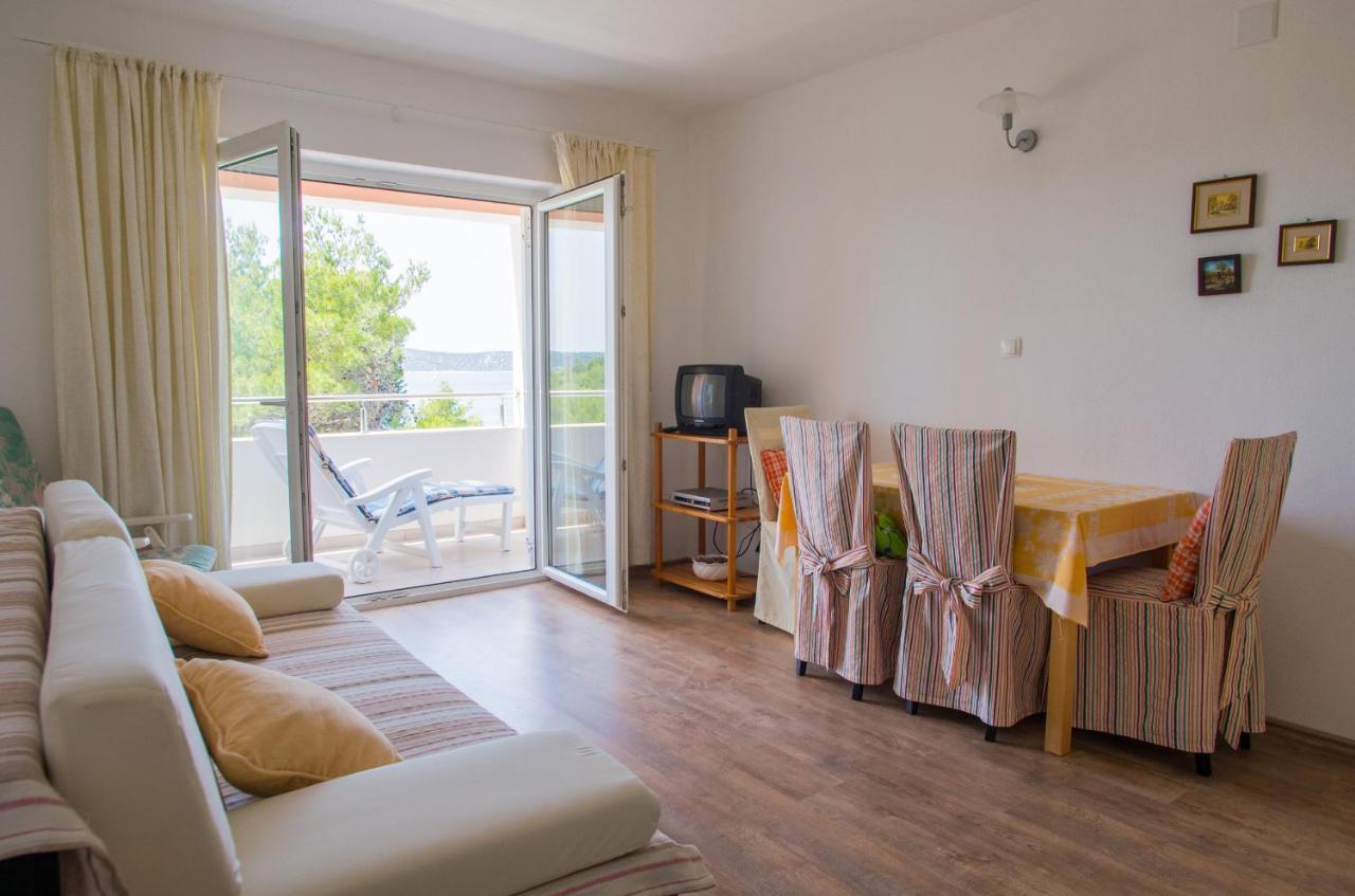 Milica Garden Apartment Prvic Sepurine Exterior photo